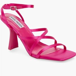 Steve Madden Fuchsia Strappy Heels